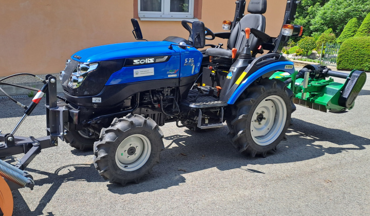 Aktuality / Projekt ,,Nákup Malotraktora a príslušenstva'' s podporou Environmentálneho fondu - foto