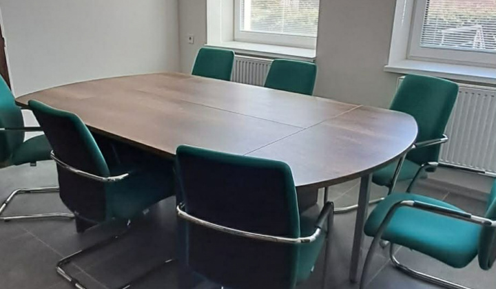 Aktuality / Zrekonštruovaný kultúrny dom a obecný úrad Rokytovce - foto